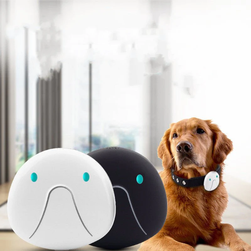 Pet Smart Mini GPS Tracker — Black and White